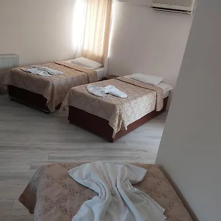 Artemis Yoeruek Otel Hotel