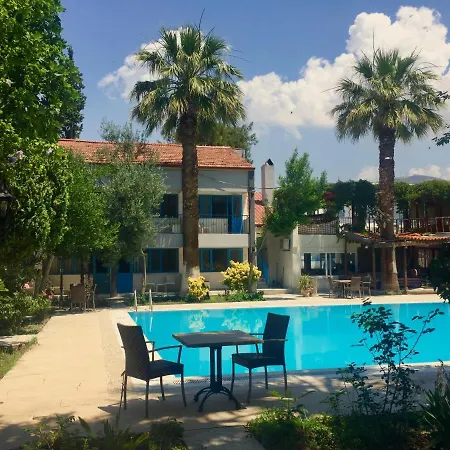 Hotel Artemis Yoeruek Old Town