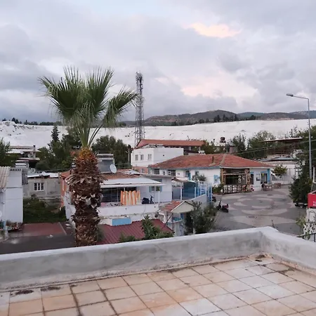 Artemis Yoeruek Old Town Hotel *