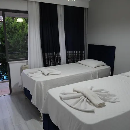 Artemis Yoeruek Old Town Hotel