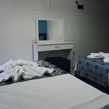 Hotel Artemis Yoeruek Old Town *