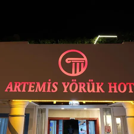 Artemis Yoeruek Old Town Pamukkale