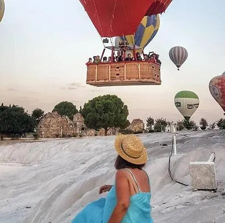 Artemis Yoeruek Old Town * Pamukkale